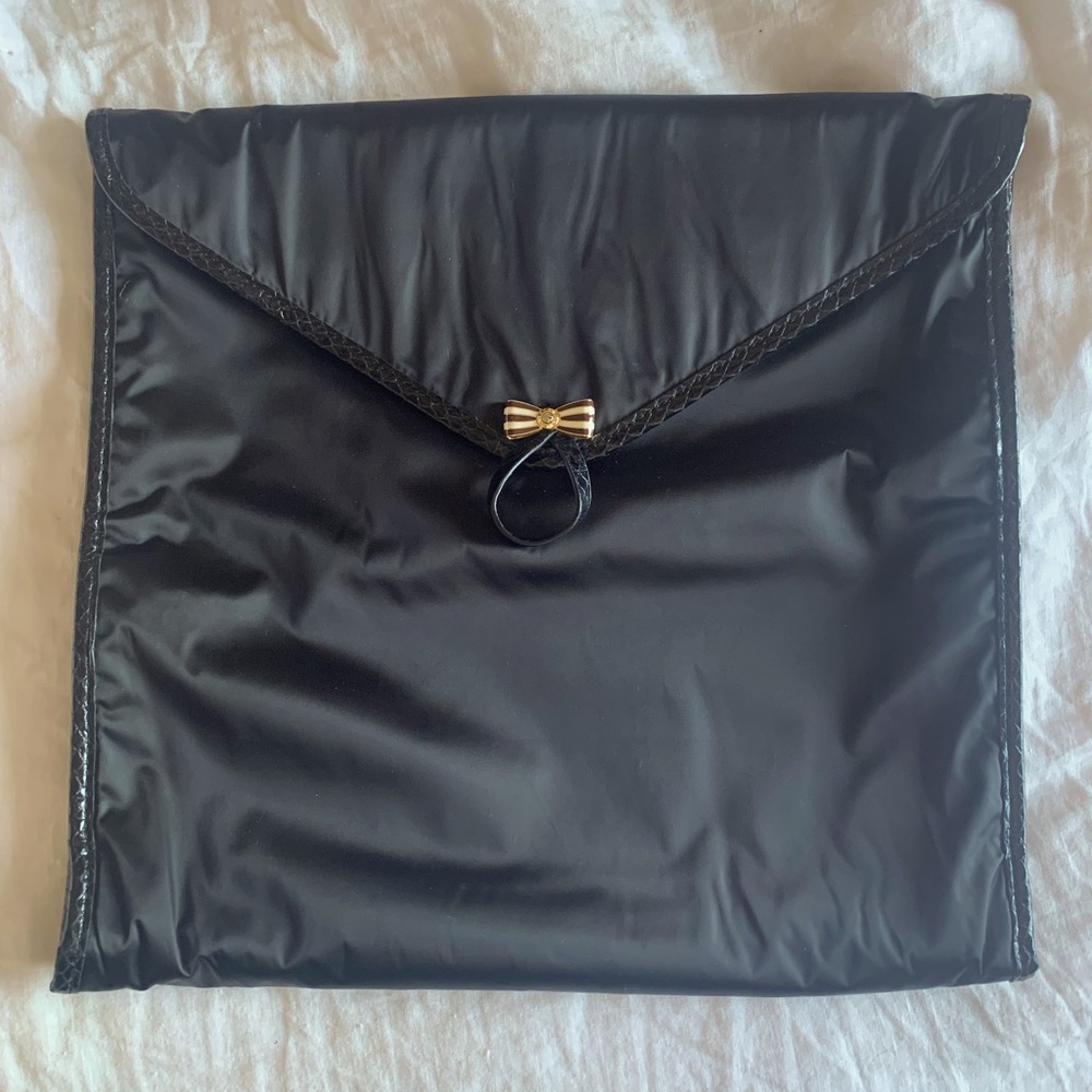 New Henri Bendel Delicates Travel Bag